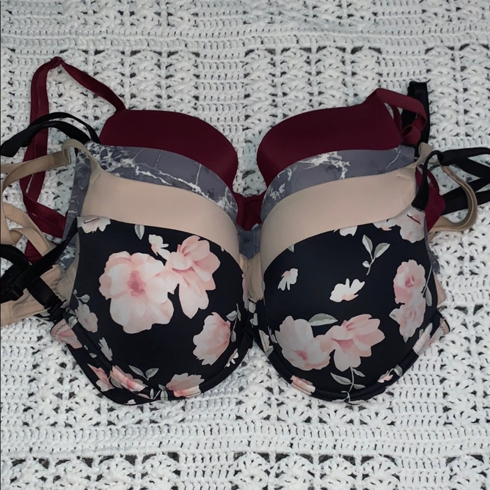 32DD Victoria’s Secret pink bras bundle